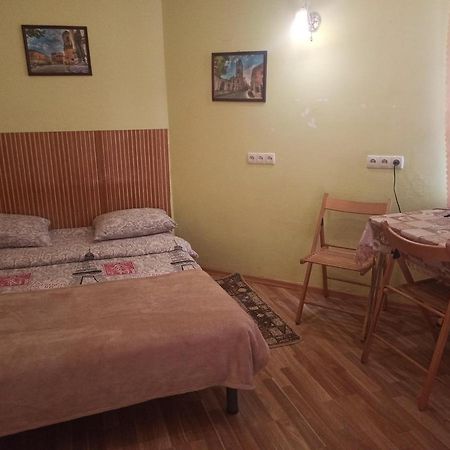 Смарт-Економ,10 Хв До Ж/Д Вокзалу Lejlighed Lviv Eksteriør billede
