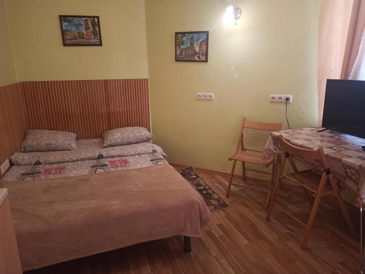 Смарт-Економ,10 Хв До Ж/Д Вокзалу Lejlighed Lviv Eksteriør billede